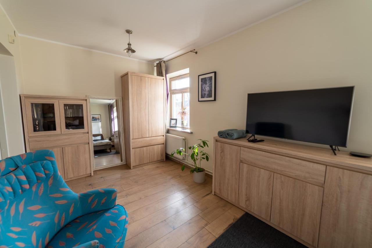 Guest House In Dobele City Center- Pilsetas Maja Extérieur photo